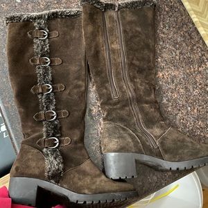 Aerosoles Faux Fur Lined boots almost brand new!